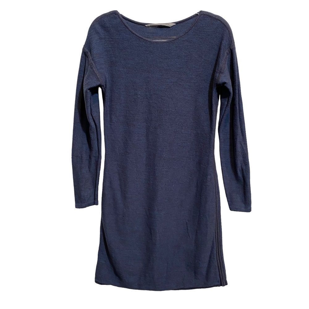Athleta long sleeved fitted mini dress